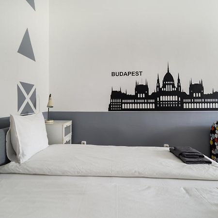 Parlament Apartmant Budapeste Exterior foto